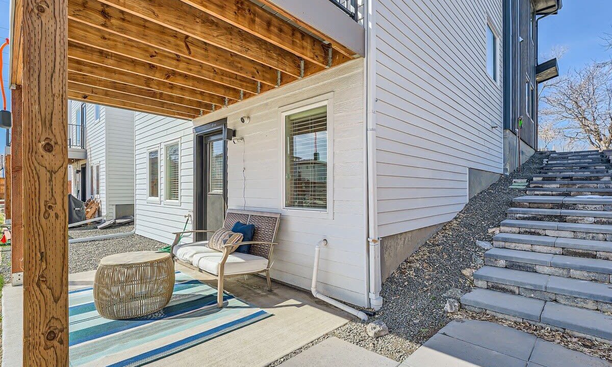 Photo of Patio Balcony in Applewood West
