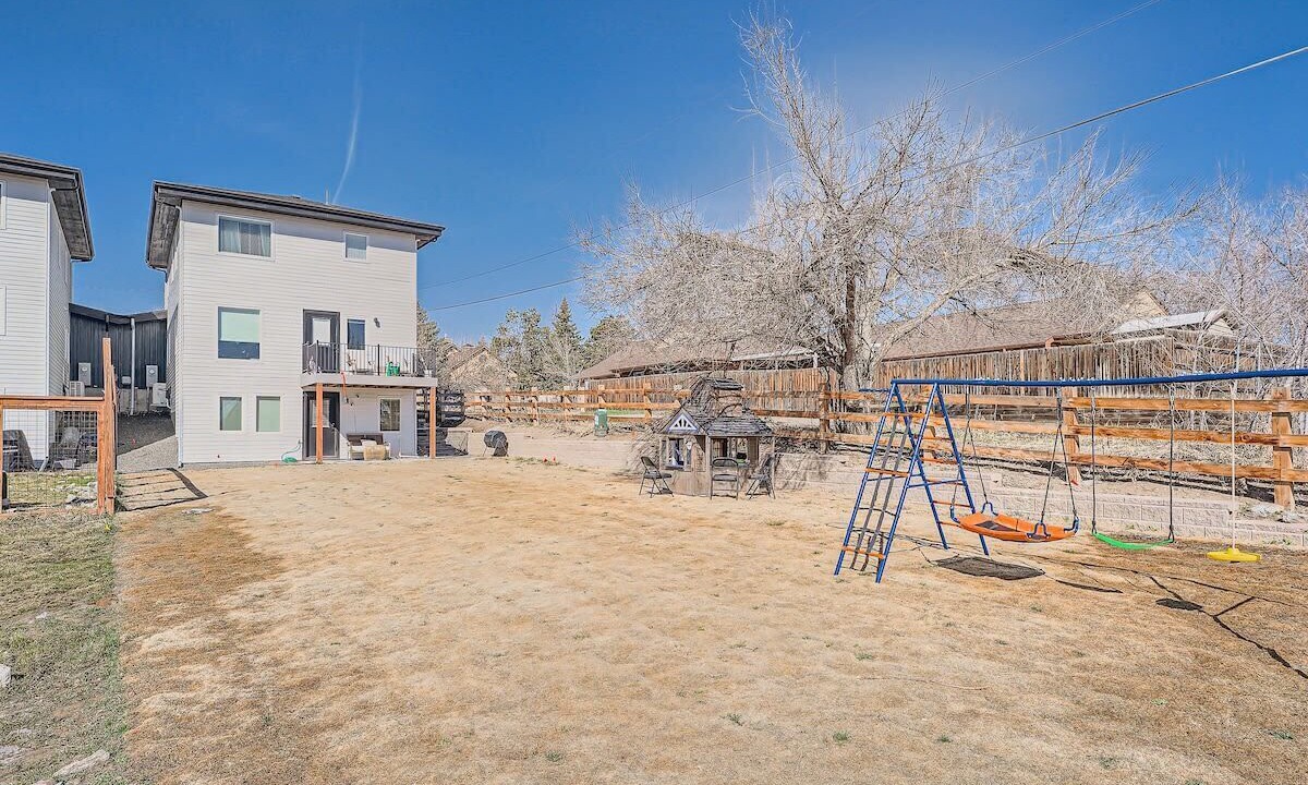 Photo of Outdoor in Applewood West