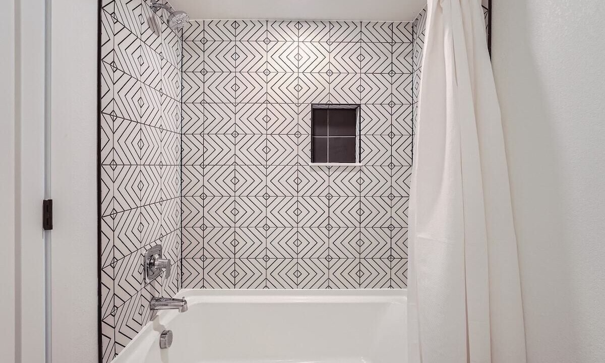 Photo of Bathroom in Applewood West