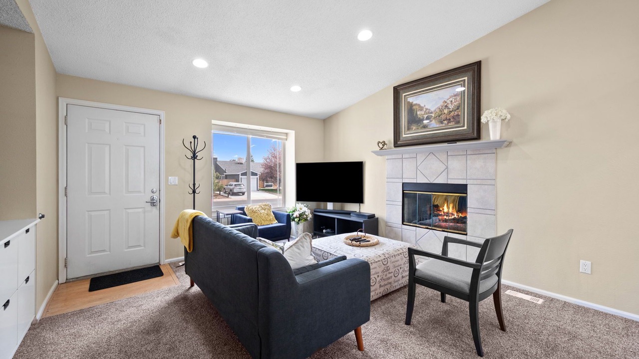 Photo of Livingroom in Marston