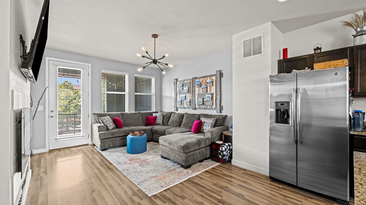 Photo of Livingroom in Broomfield