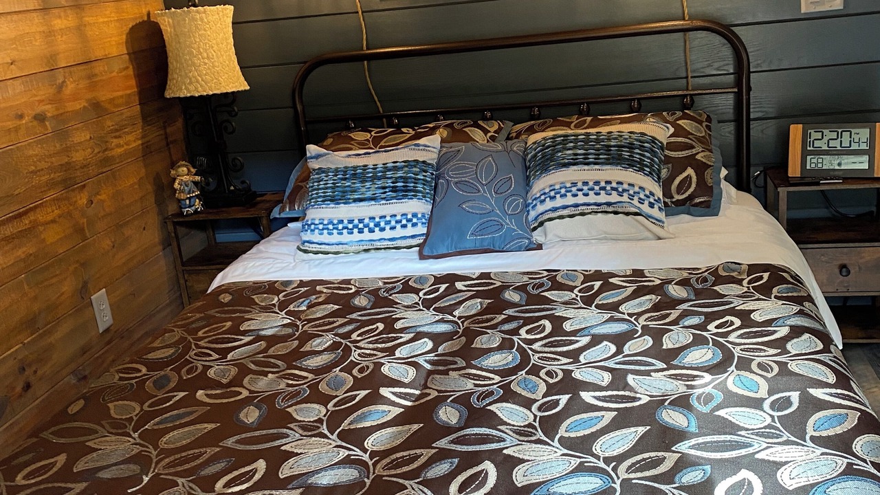 Photo of Bedroom in Goreville