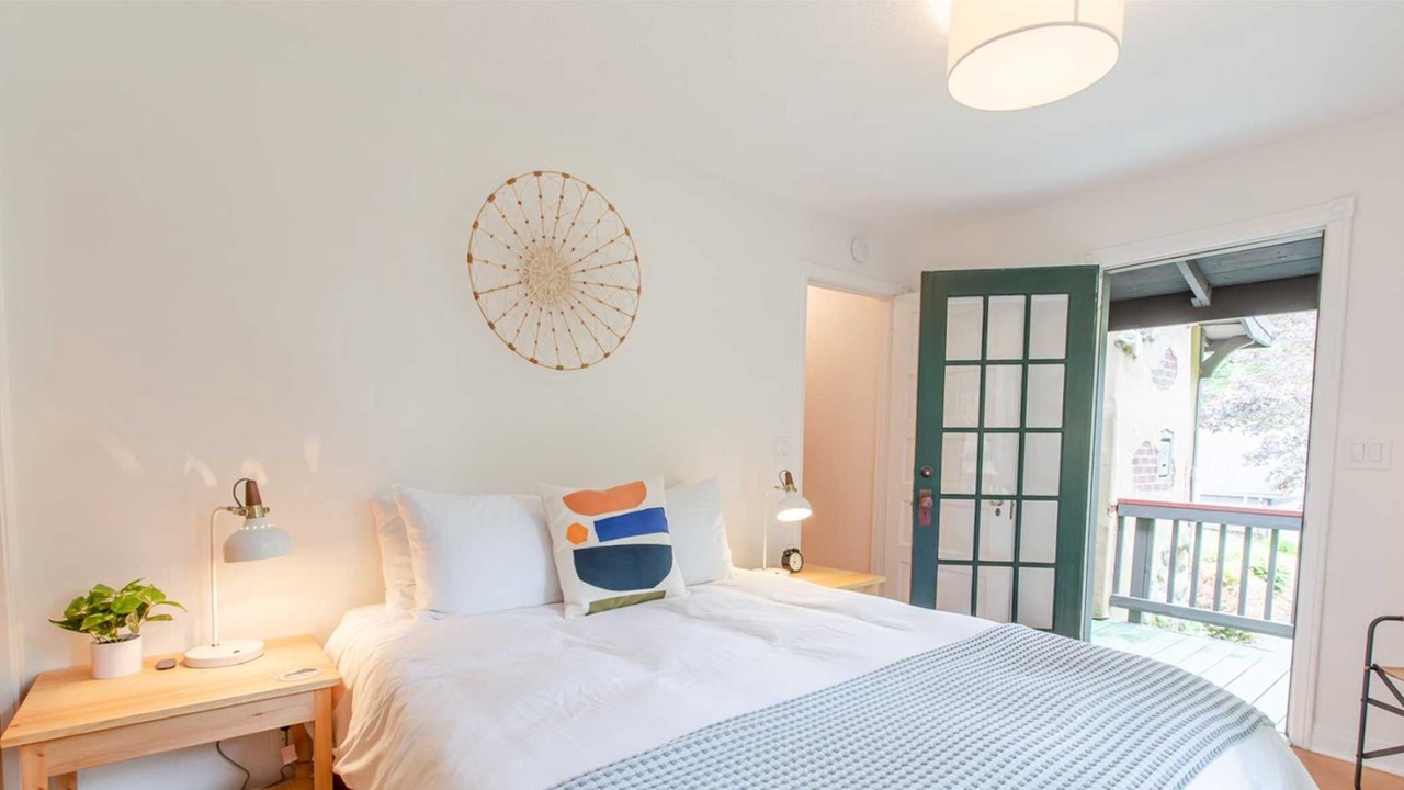 Photo of Bedroom in Neahkahnie Beach