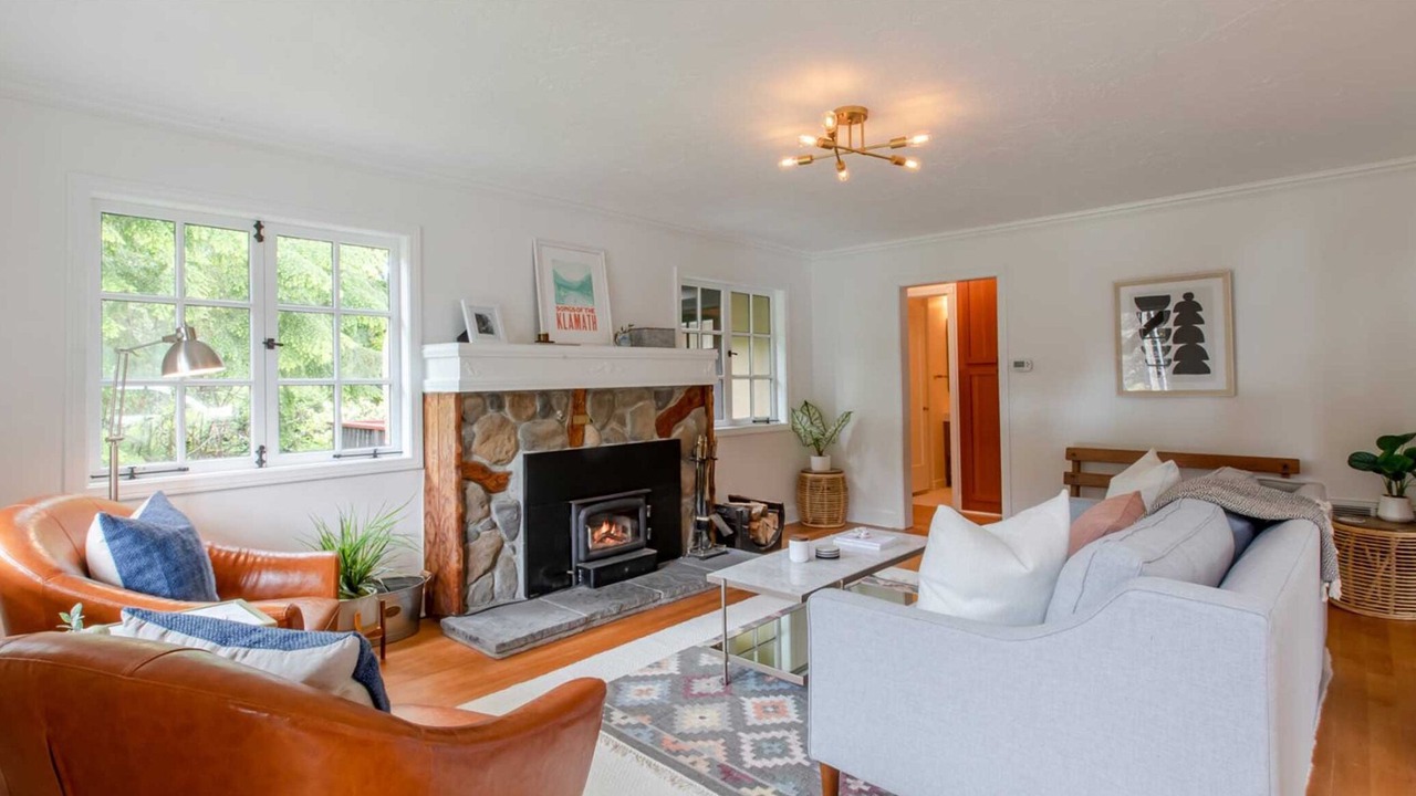 Photo of Livingroom in Neahkahnie Beach