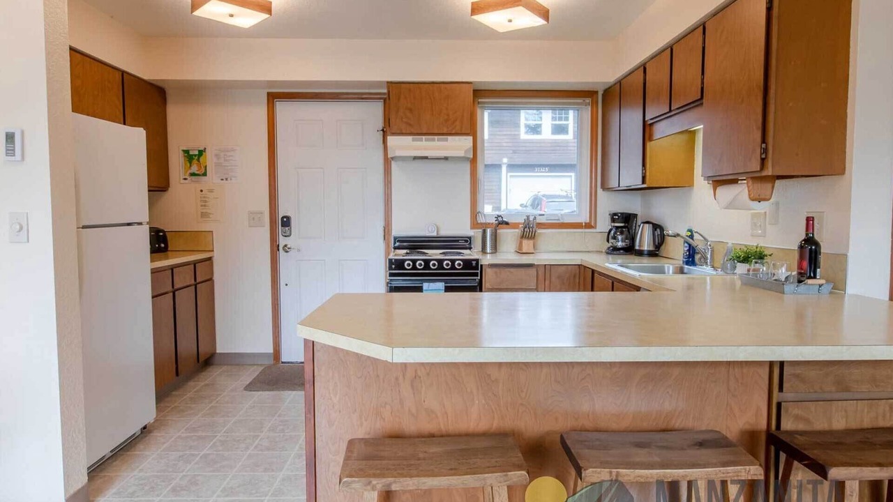 Photo of Kitchen in Neahkahnie Beach
