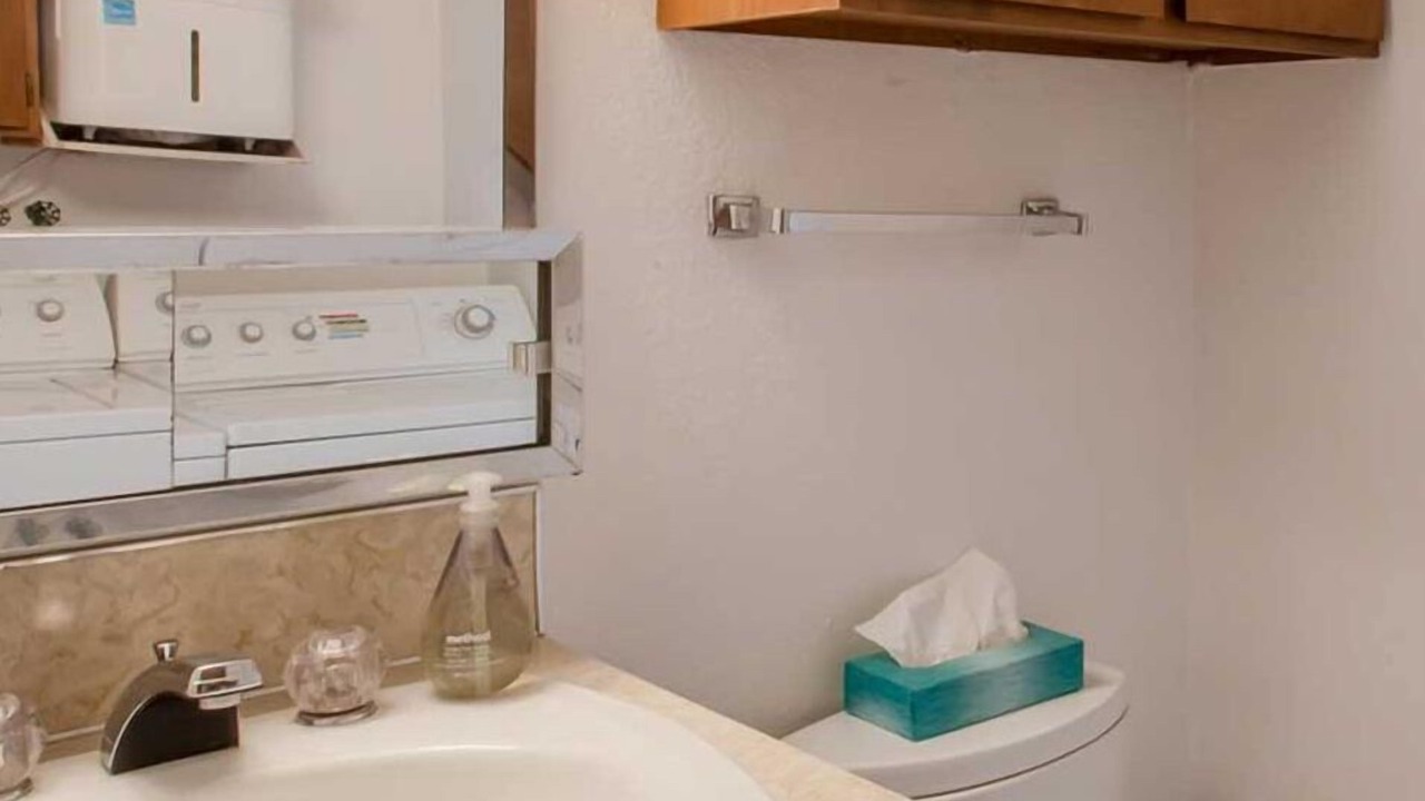 Photo of Bathroom in Neahkahnie Beach