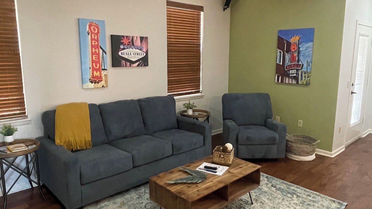 Photo of Livingroom in South Main Historic District
