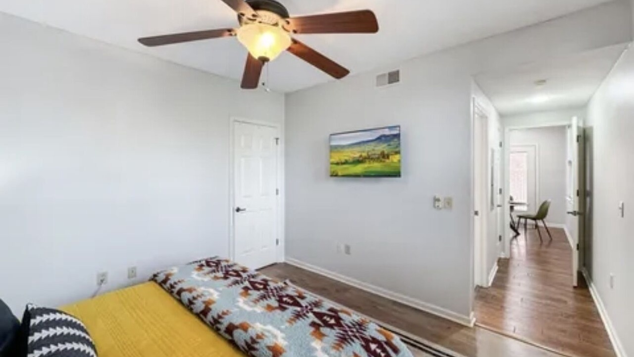 Photo of Bedroom in South Main Historic District