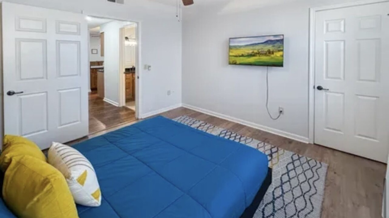 Photo of Bedroom in South Main Historic District