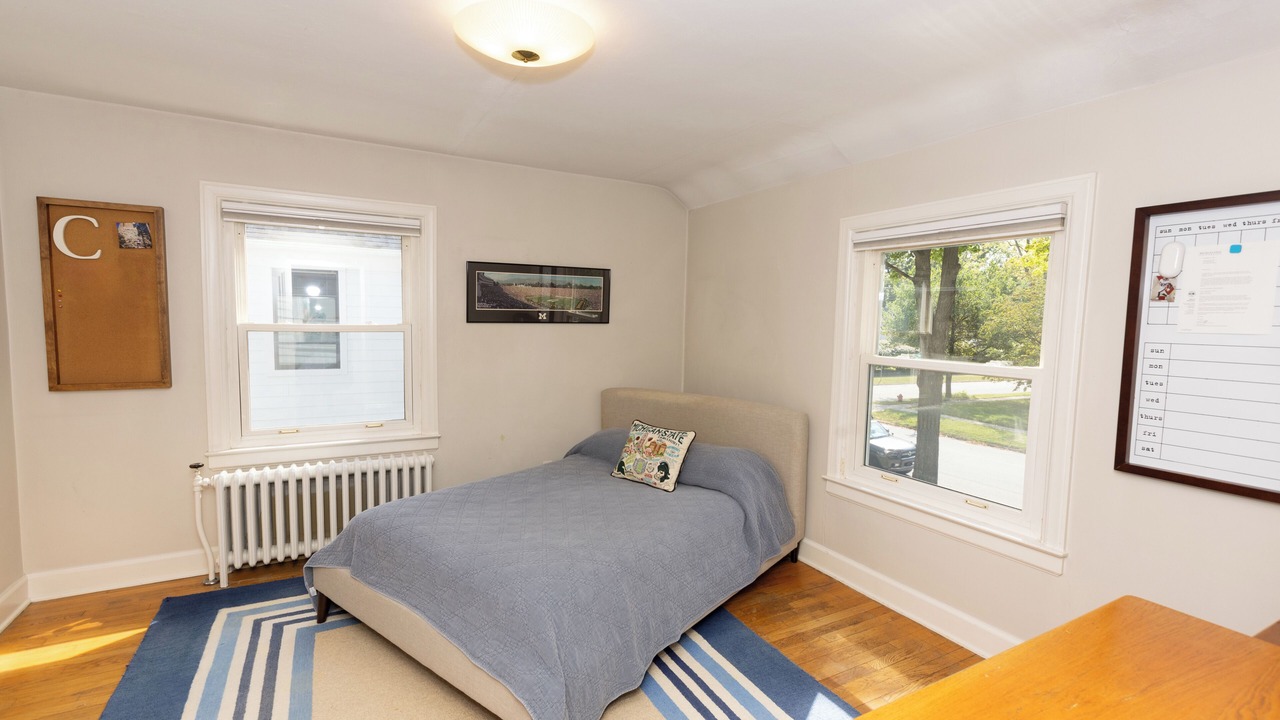 Photo of Bedroom in Burns Park