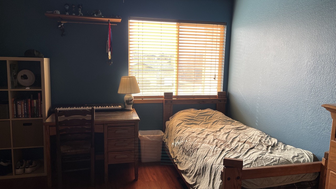 Photo of Bedroom in Rogers Park