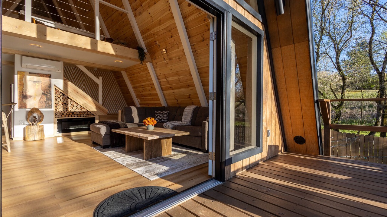 Photo of Patio Balcony in Cosby