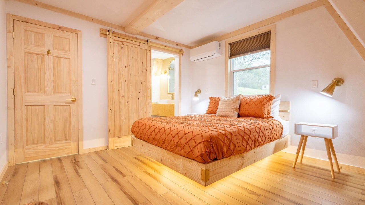 Photo of Bedroom in Cosby