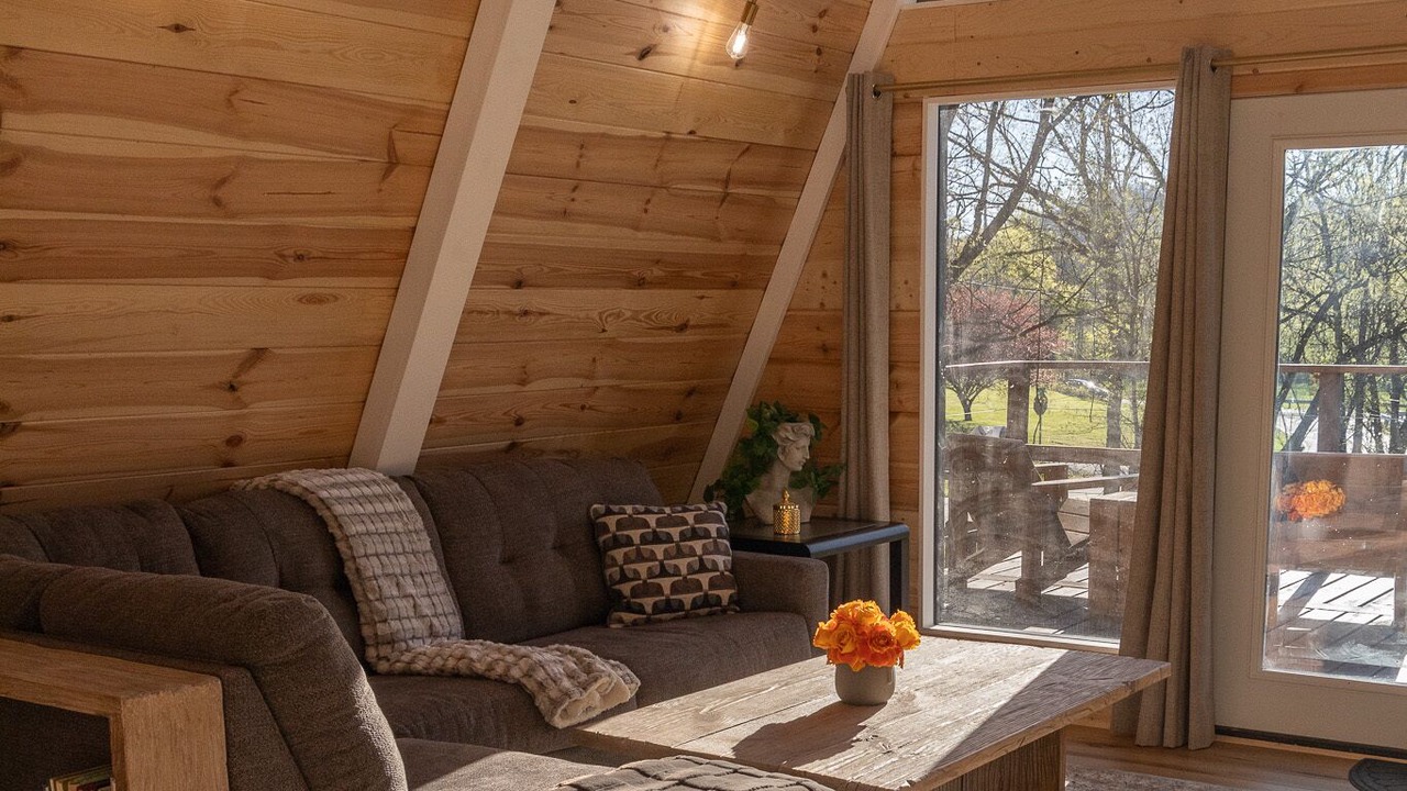 Photo of Livingroom in Cosby