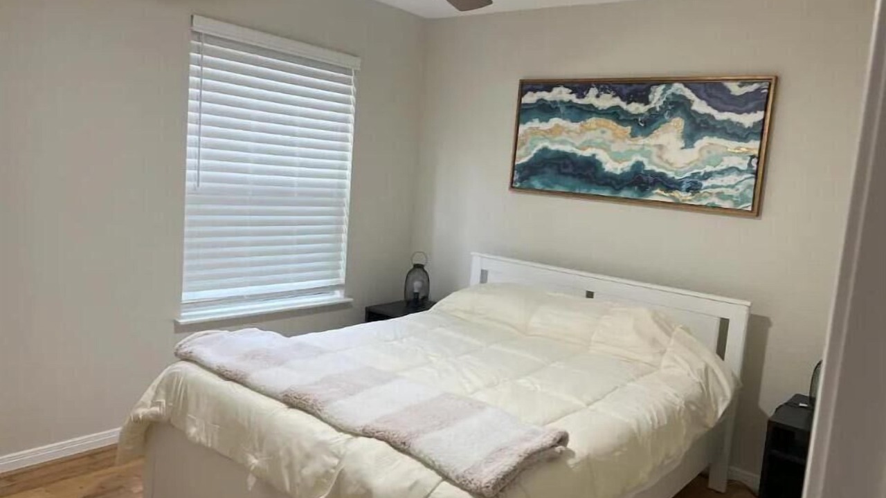 Photo of Bedroom in Grogan's Mill