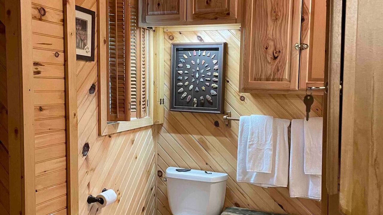 Photo of Bathroom in Clifftops