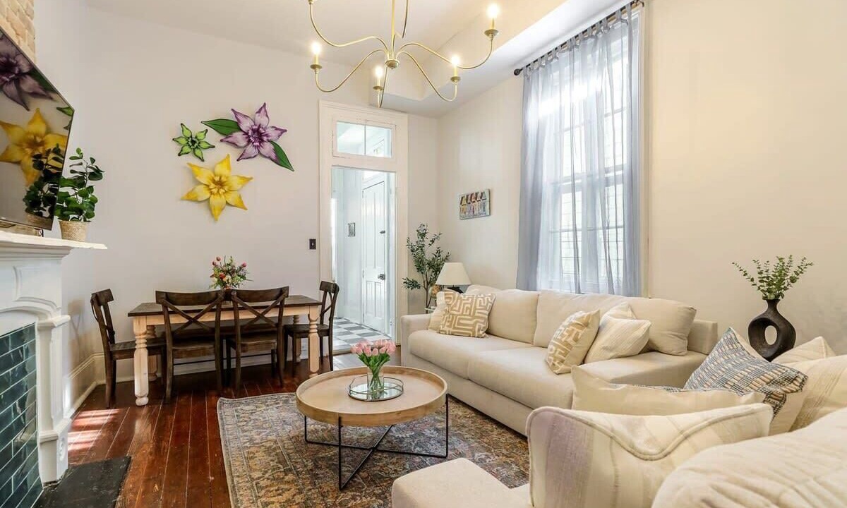 Photo of Livingroom in Faubourg Lafayette