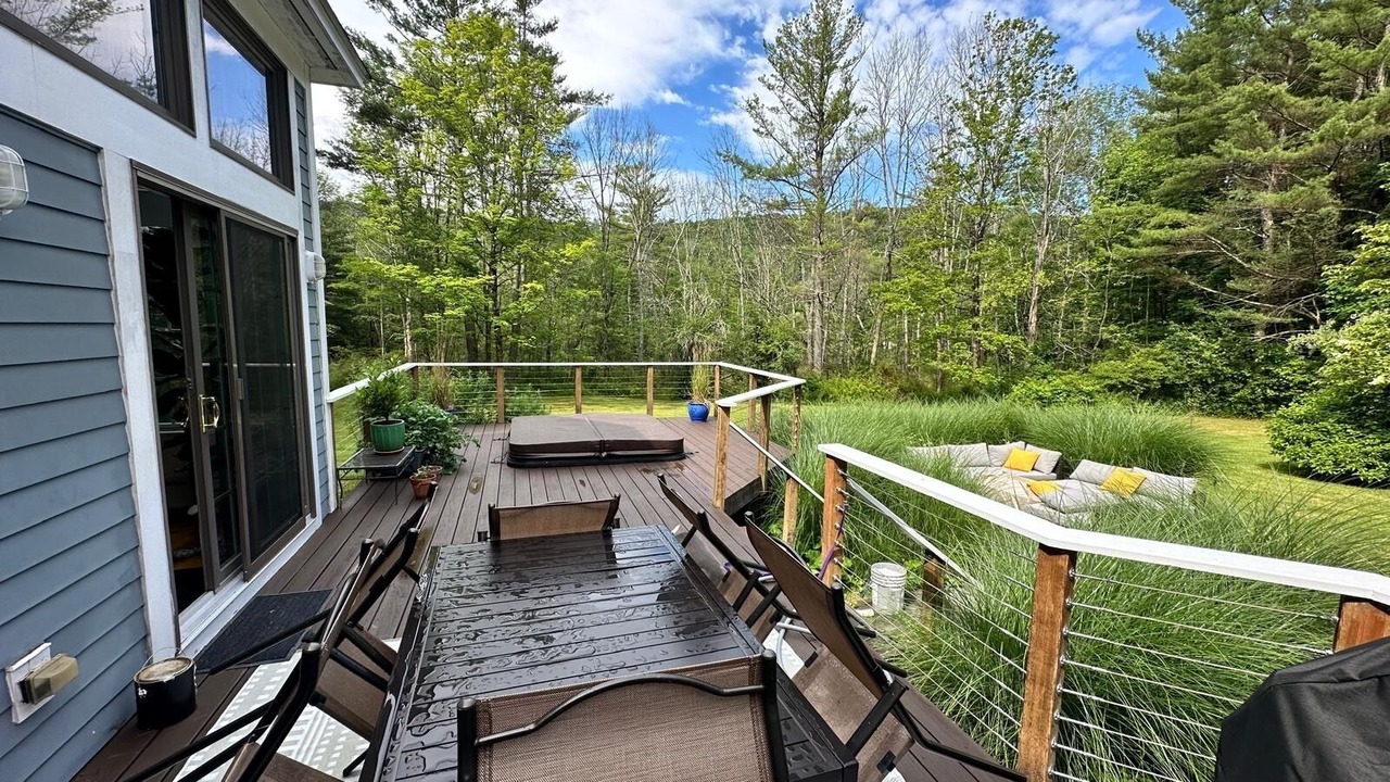 Photo of Outdoor in Canaan