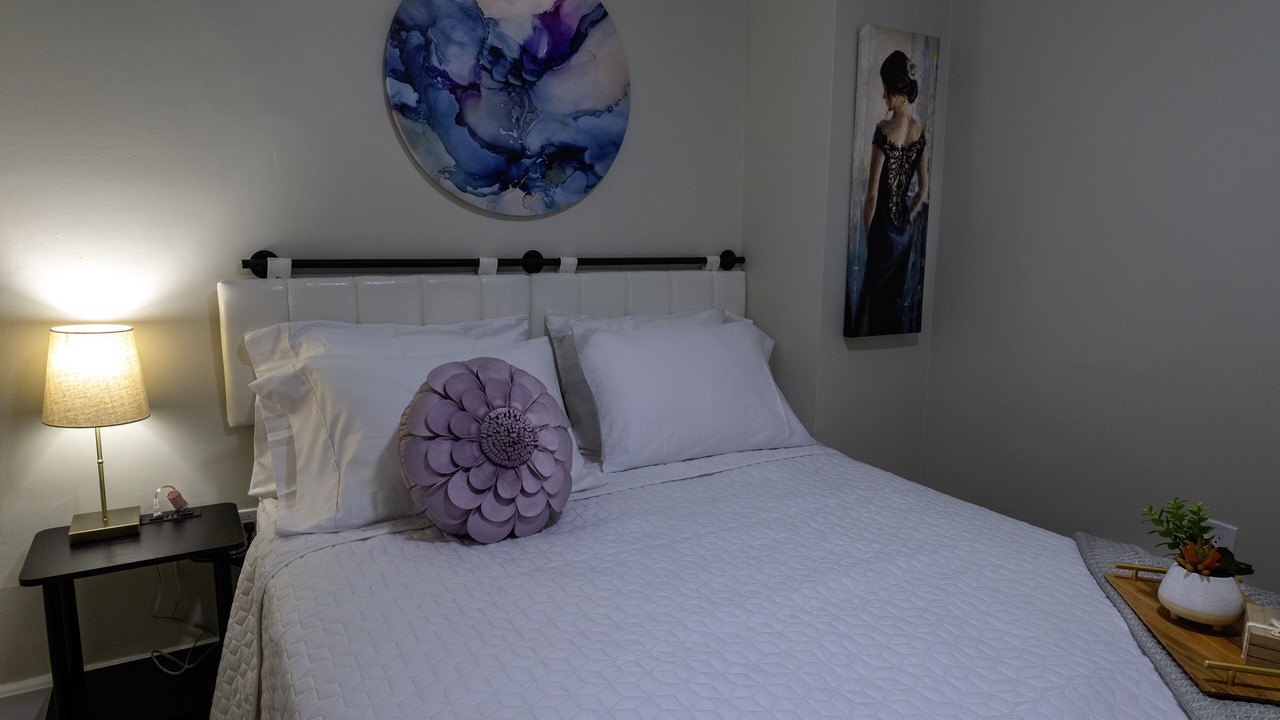 Photo of Bedroom in Utica