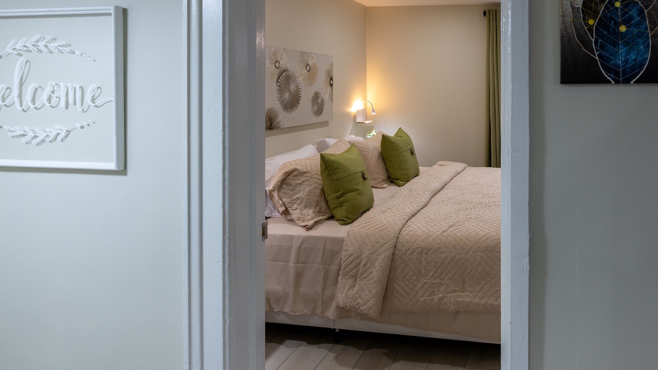 Photo of Bedroom in Utica