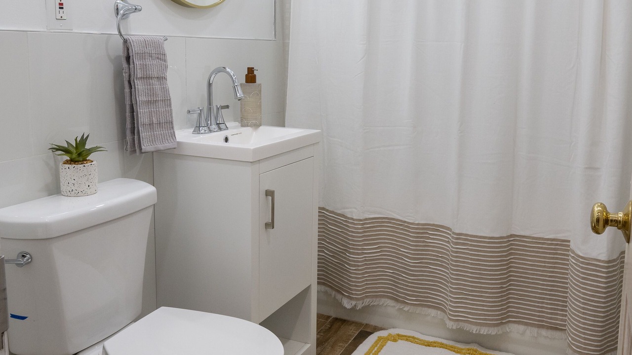 Photo of Bathroom in Utica