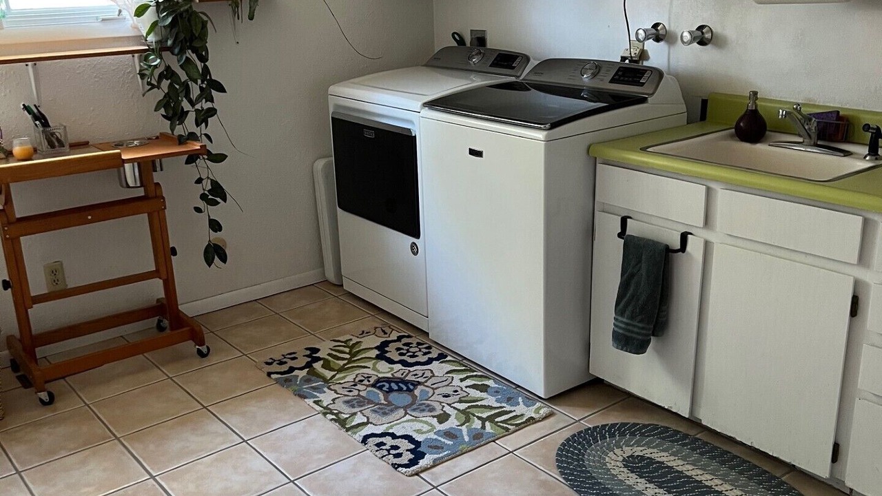 Photo of Kitchen in Wray
