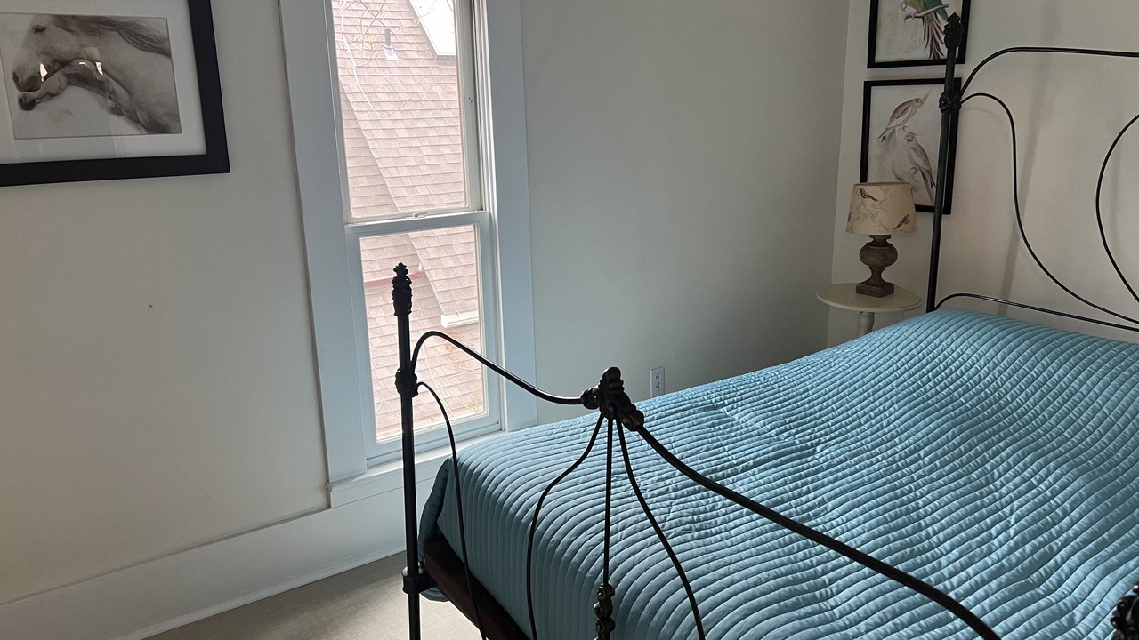 Photo of Bedroom in Downtown