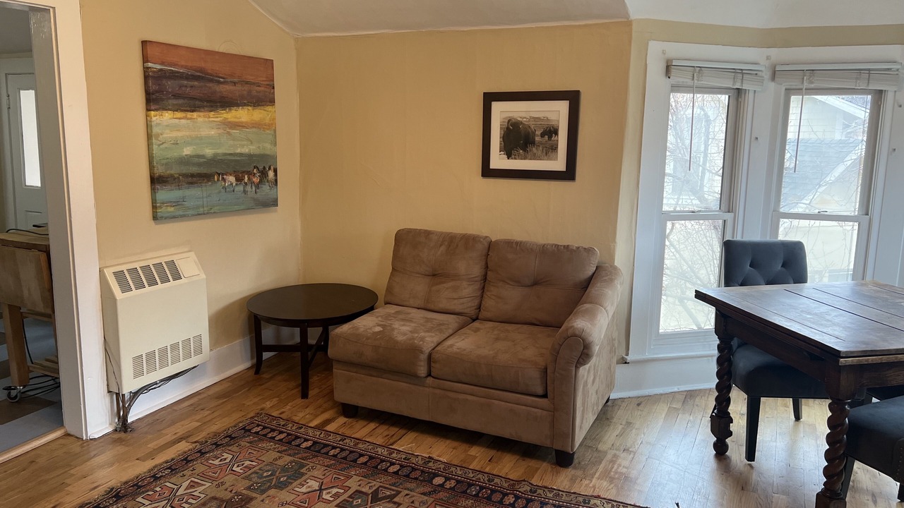 Photo of Livingroom in Downtown
