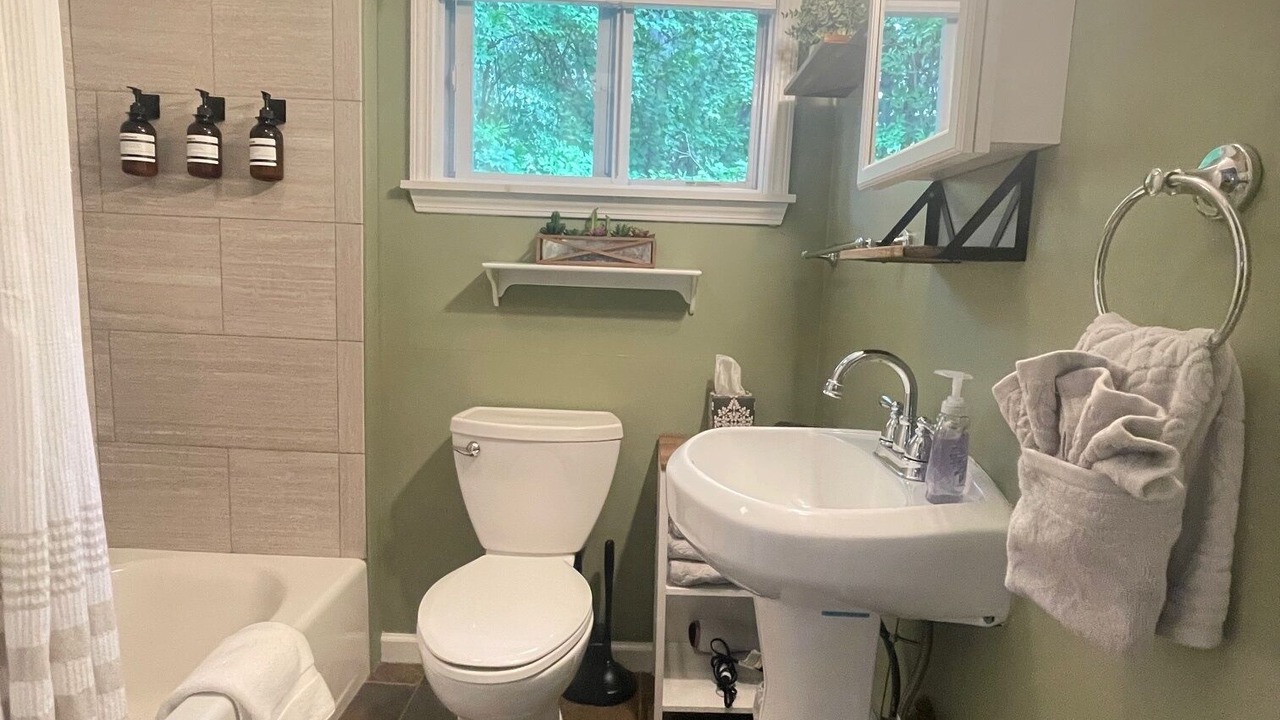 Photo of Bathroom in Ashville