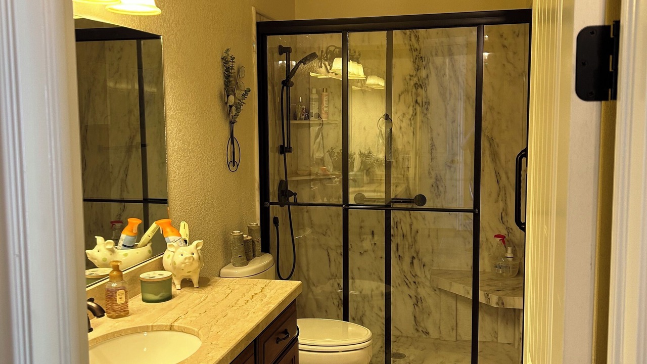 Photo of Bathroom in Cottonwood Heights