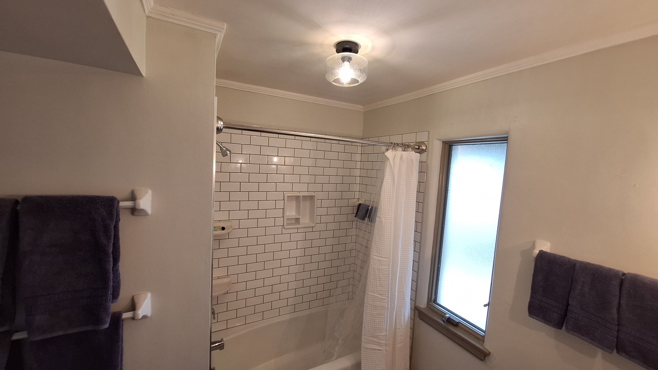 Photo of Bathroom in Monte Vista