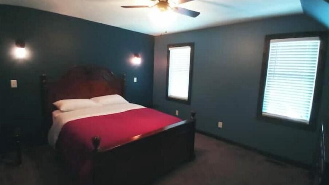 Photo of Bedroom in Canvas