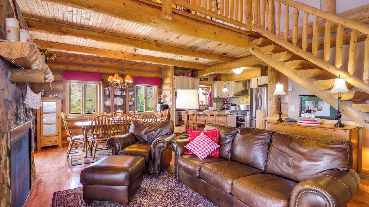Photo of Livingroom in Hartsel