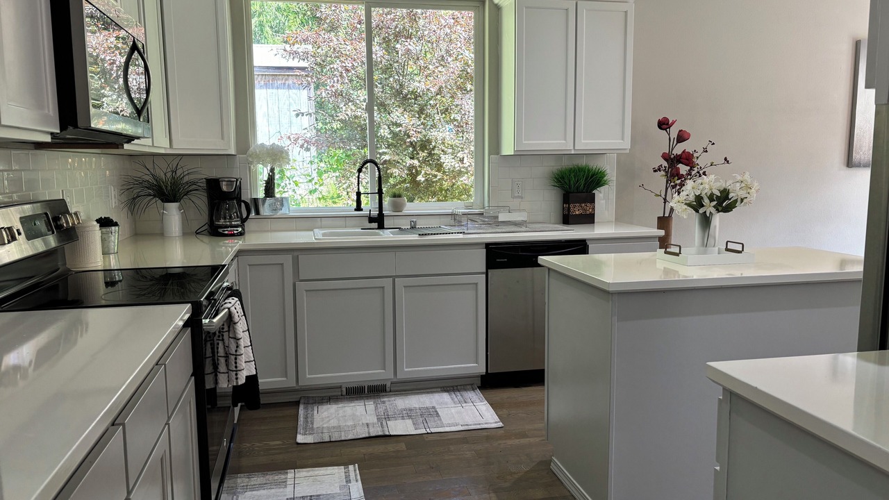 Photo of Kitchen in Picnic Point-North Lynnwood