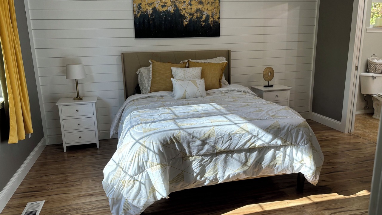 Photo of Bedroom in Picnic Point-North Lynnwood