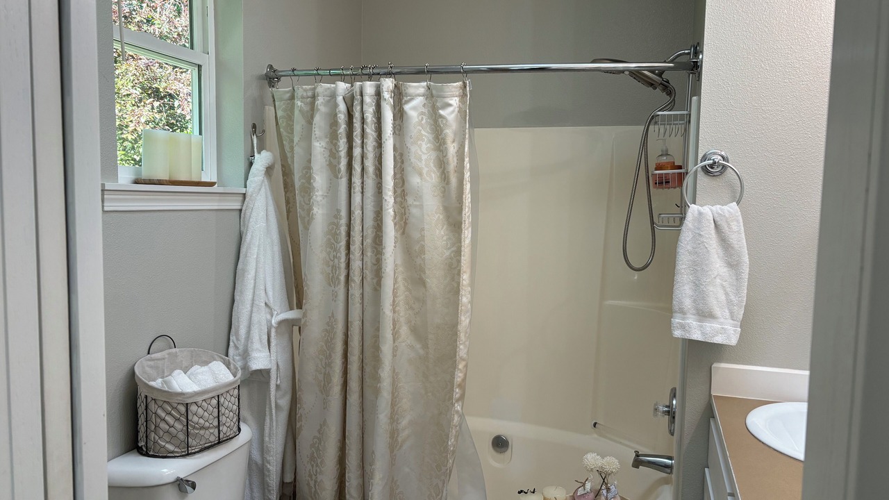Photo of Bathroom in Picnic Point-North Lynnwood