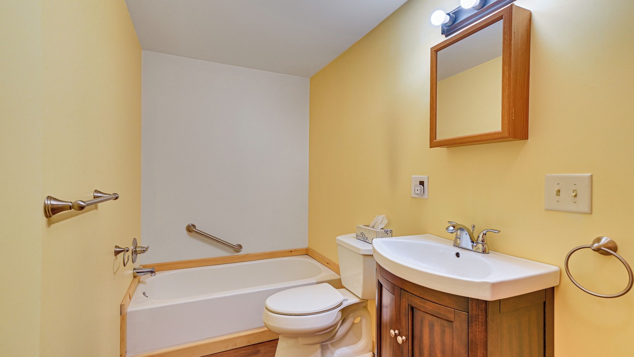 Photo of Bathroom in Boonville