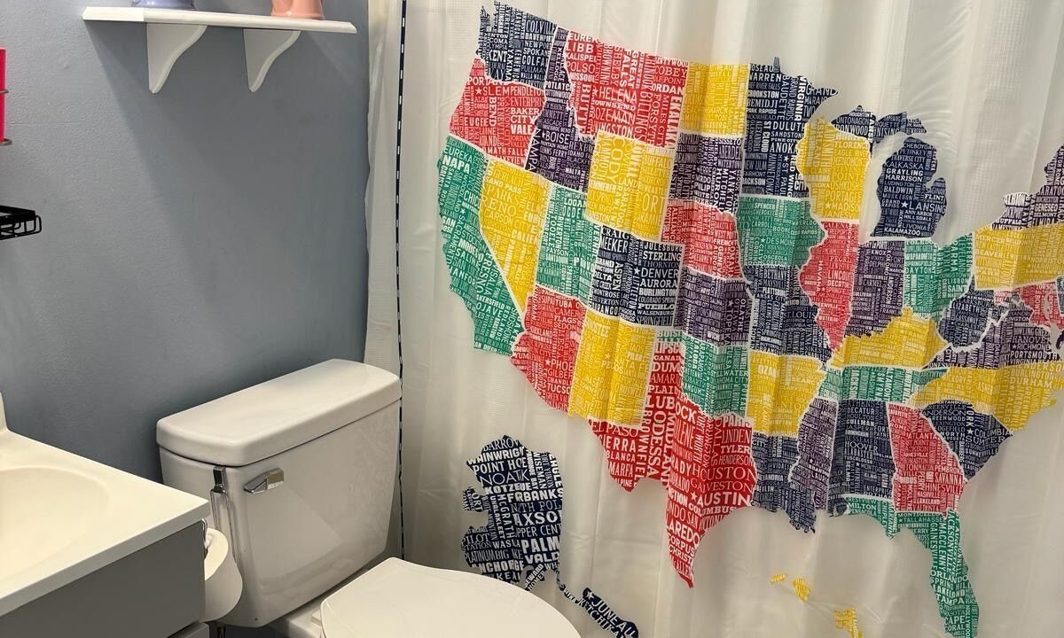 Photo of Bathroom in Shelbyville