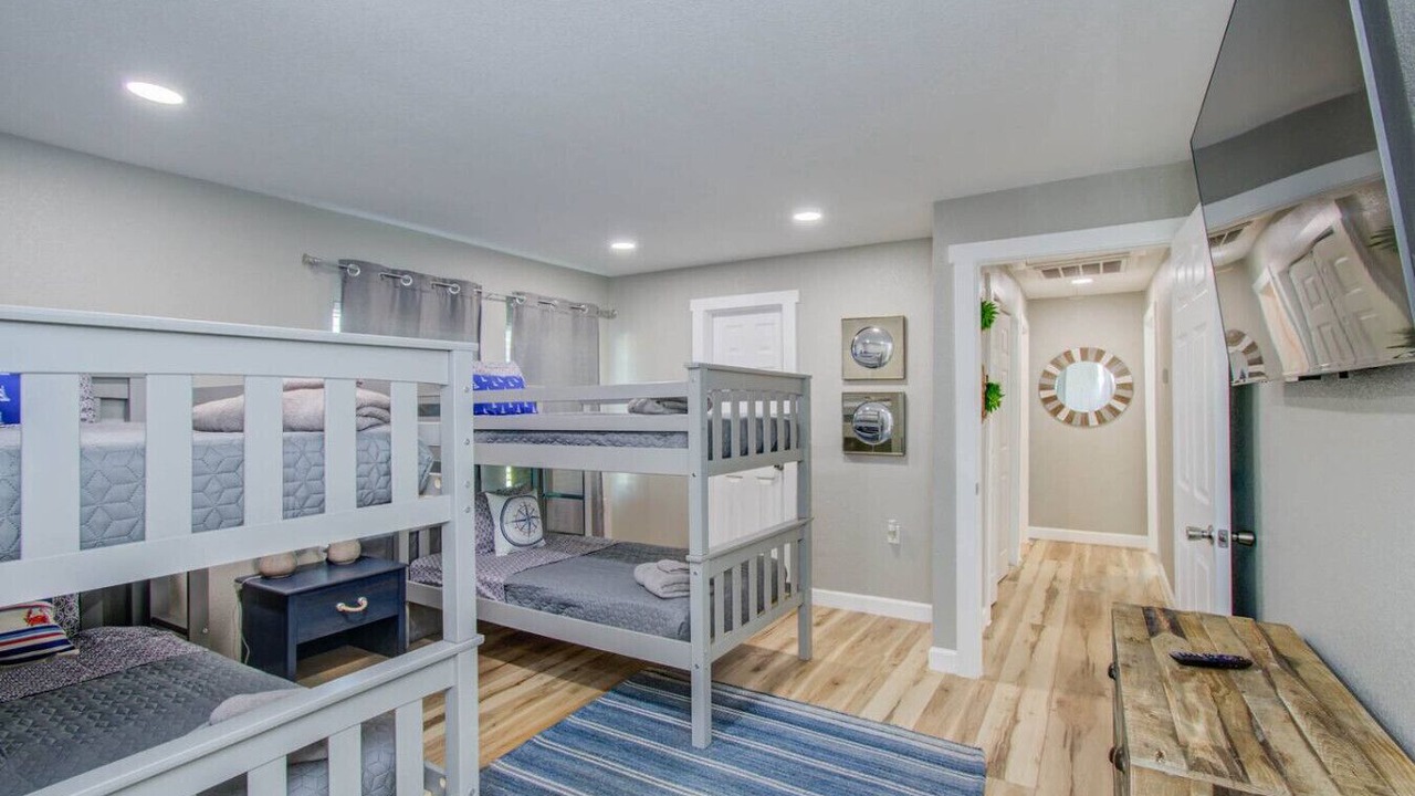 Photo of Bedroom in Hitchcock