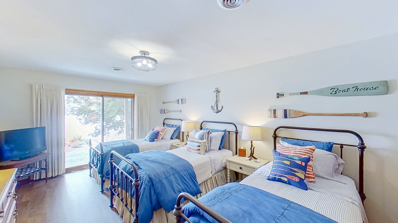 Photo of Bedroom in Paw Paw