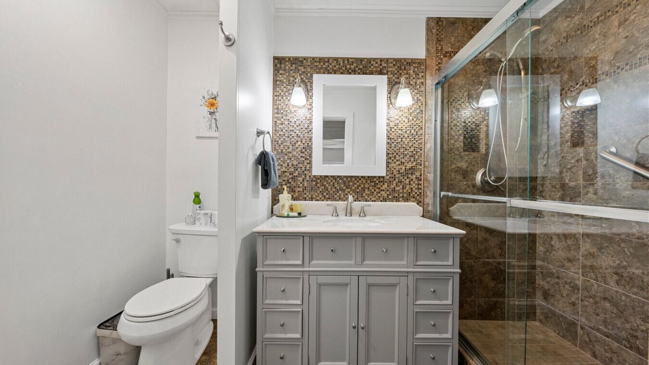 Photo of Bathroom in Scottsville