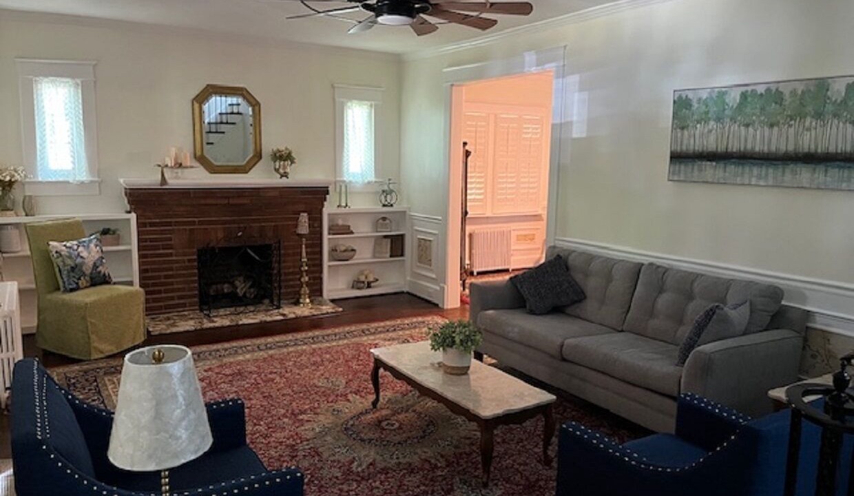 Photo of Livingroom in Silver Spring