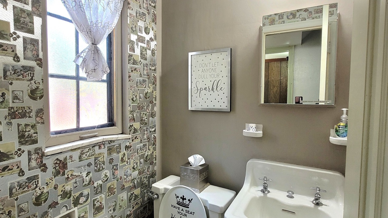 Photo of Bathroom in Ottawa
