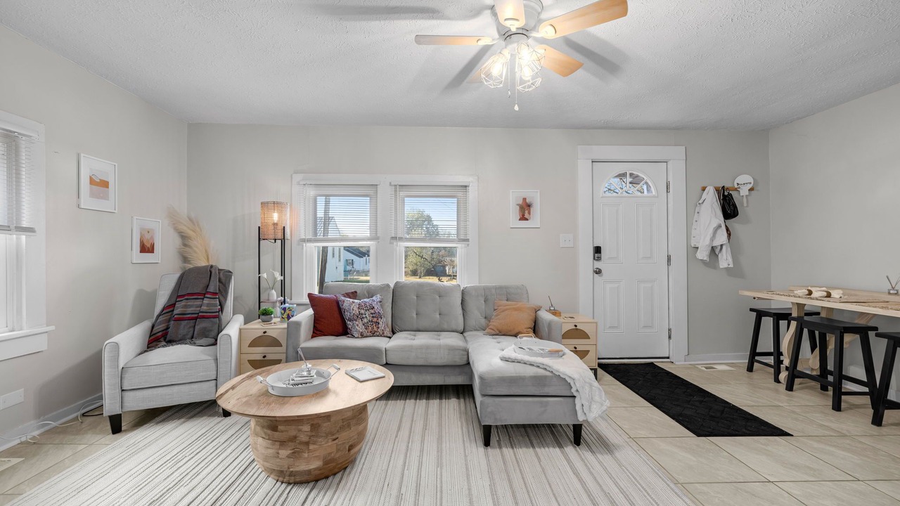 Photo of Livingroom in Mount Pleasant