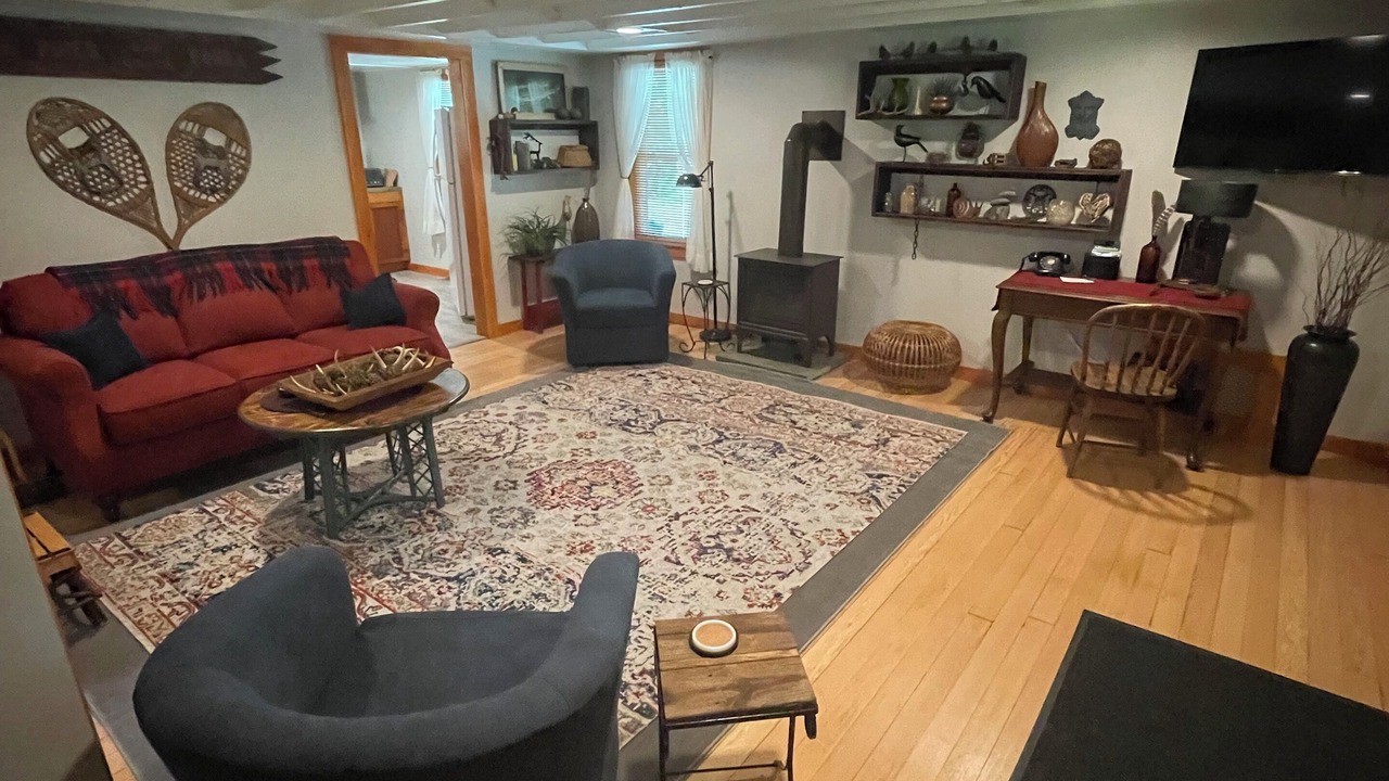 Photo of Livingroom in Northville