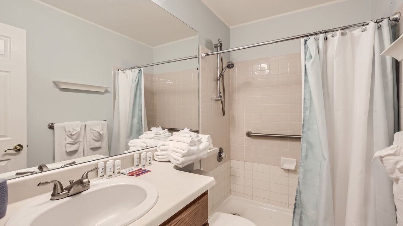 Photo of Bathroom in Firestone
