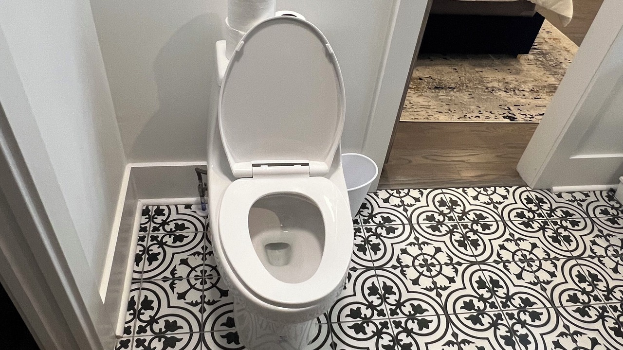 Photo of Bathroom in Jefferson Park