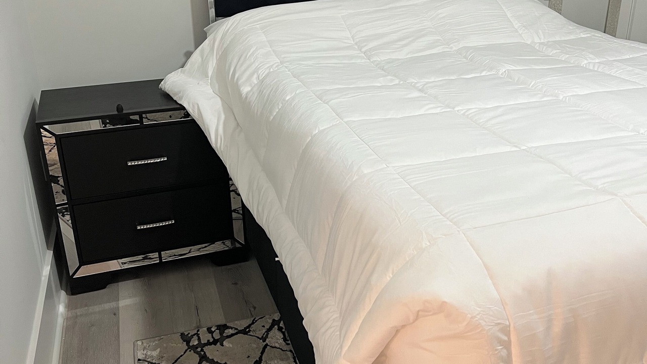 Photo of Bedroom in Jefferson Park
