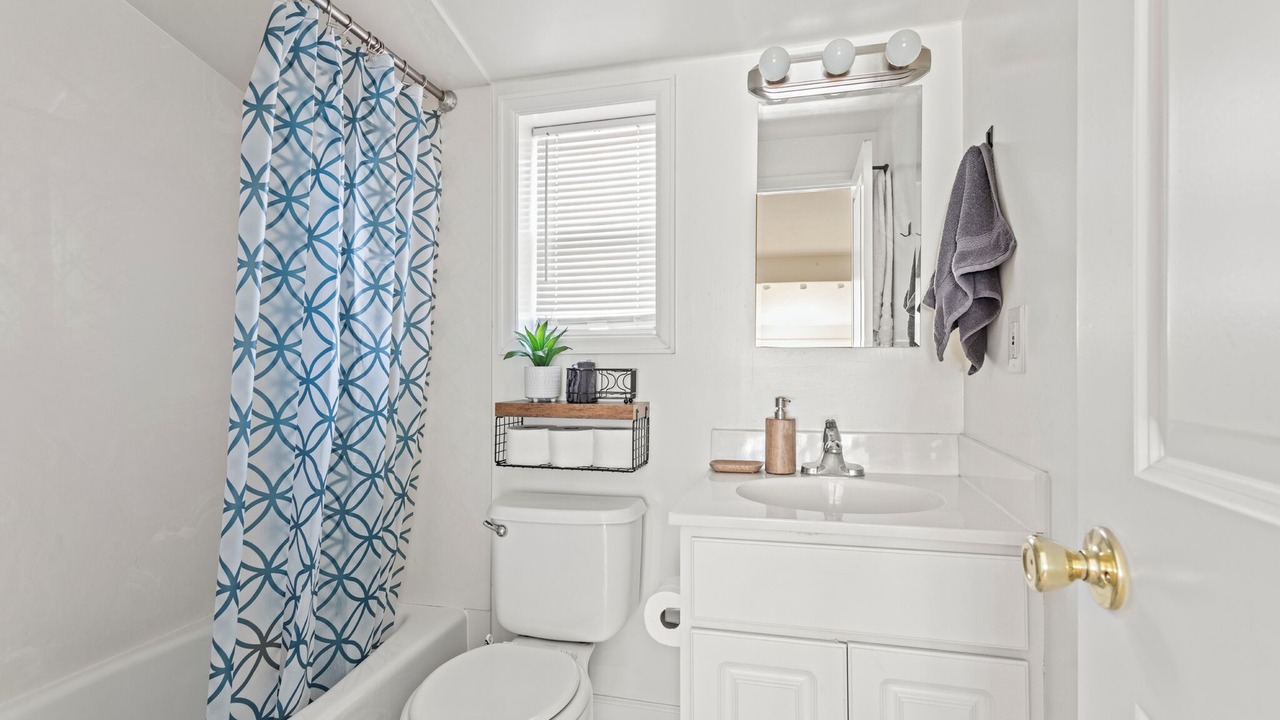 Photo of Bathroom in Englewood