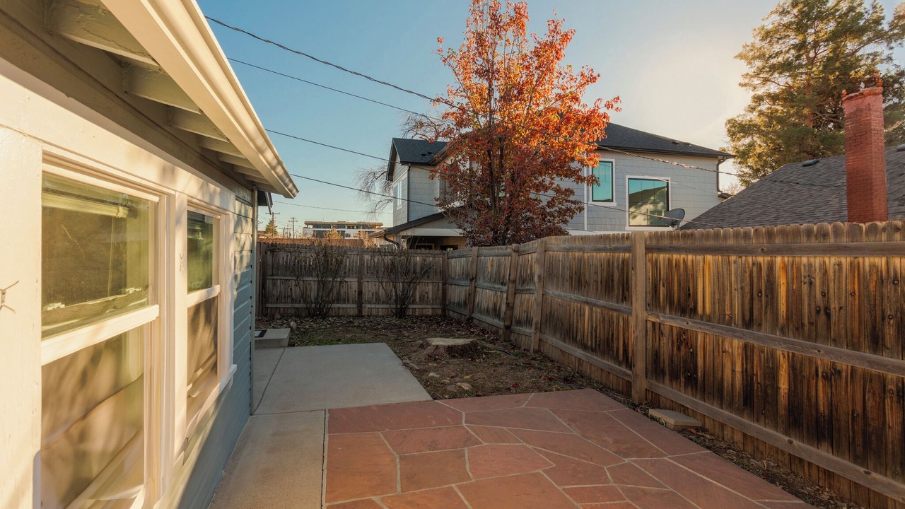 Photo of Outdoor in Englewood